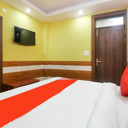Hotel O Mayur Plaza Delhi  Exteriör bild