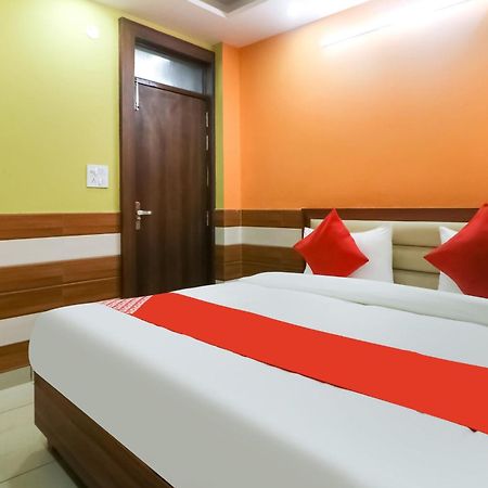 Hotel O Mayur Plaza Delhi  Exteriör bild