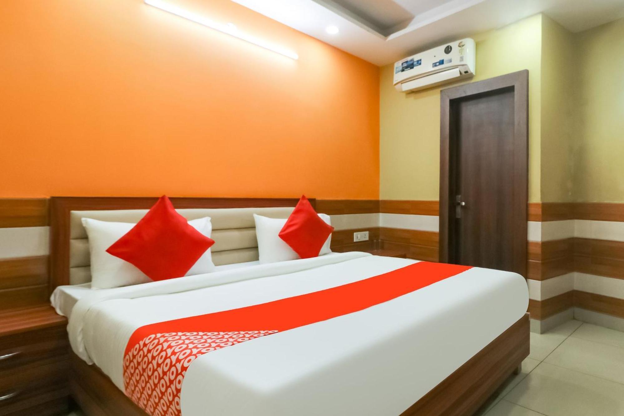Hotel O Mayur Plaza Delhi  Exteriör bild